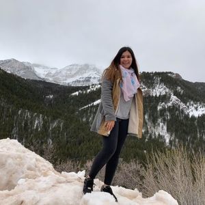 Meet your Posher, Nicole